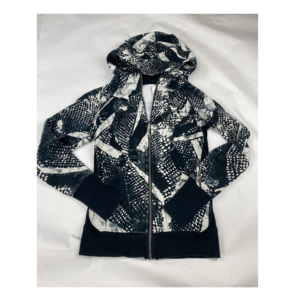 Lululemon Scuba Hoodie III Women's Size 2 - Black White - Flaw